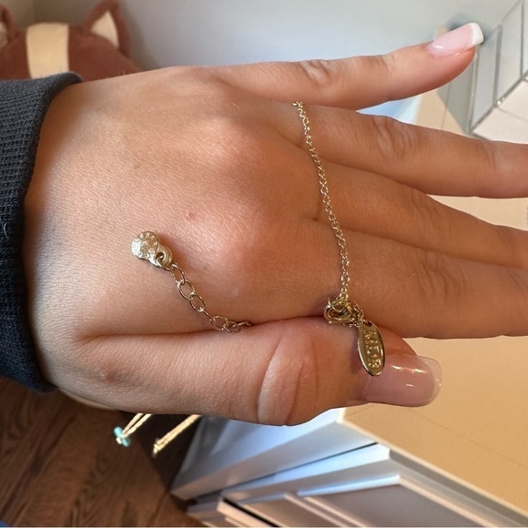 L Intial Necklaces - Picture 4 of 4